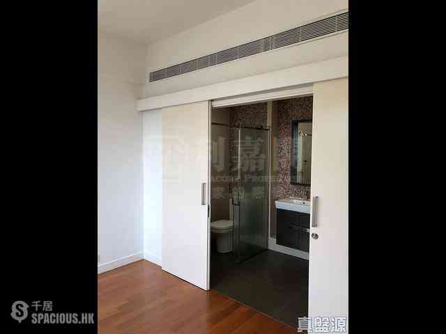 Repulse Bay - Ridge Court Block A-B 04