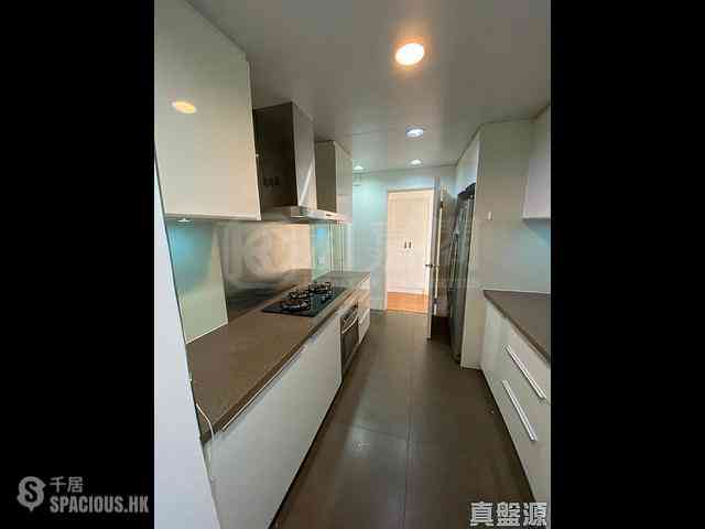 Repulse Bay - Ridge Court Block A-B 09