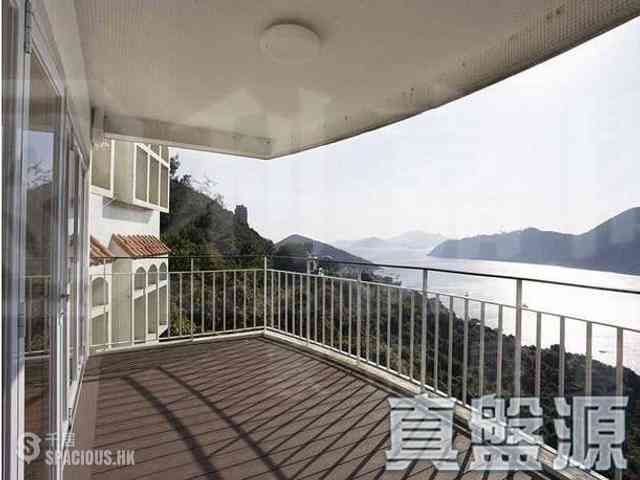 Repulse Bay - 24-24A, Repulse Bay Road 01