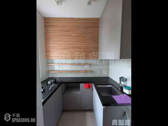 Tai Hang - Dragon Centre Block 1 06