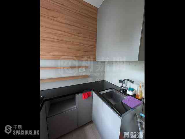 Tai Hang - Dragon Centre Block 1 11