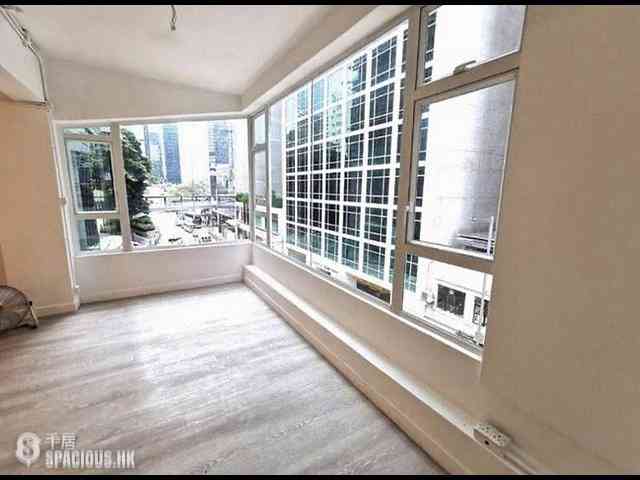 Wan Chai - 27, Queen's Road East 01