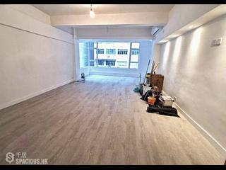 Wan Chai - 27, Queen's Road East 09