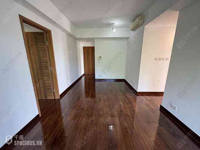 Tai Hang - Serenade Block 2 02