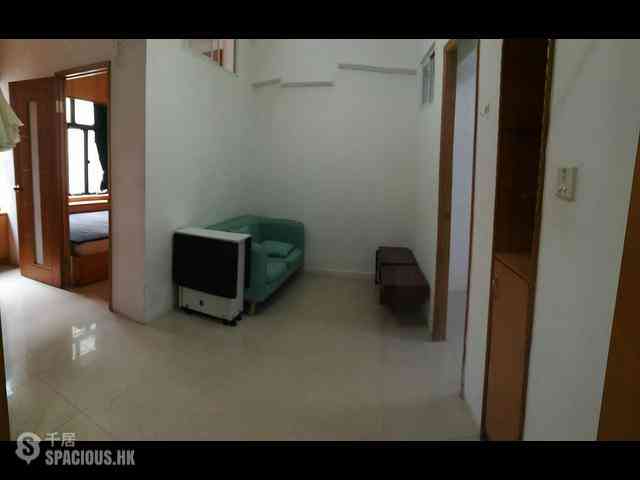 Wan Chai - Lap Hing Building 01