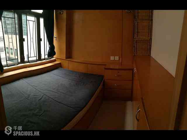 Wan Chai - Lap Hing Building 05