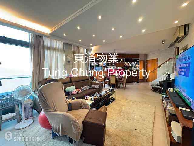 Tung Chung - Coastal Skyline Phase 1 Block 3 05