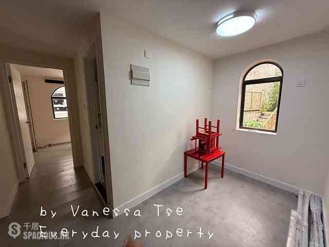 Clear Water Bay - Tai Hang Hau 22