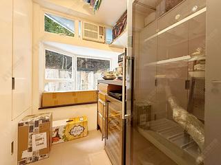 Happy Valley - Ventris Place 12