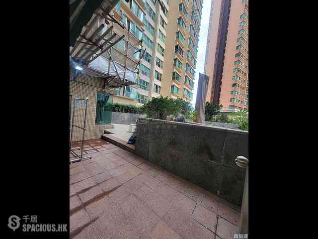 West Kowloon - The Waterfront Phase 1 Block 2 04
