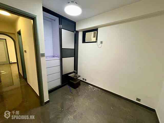Quarry Bay - Kornhill Block G 04