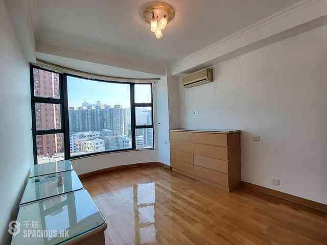Ho Man Tin - Harbourview Garden 03