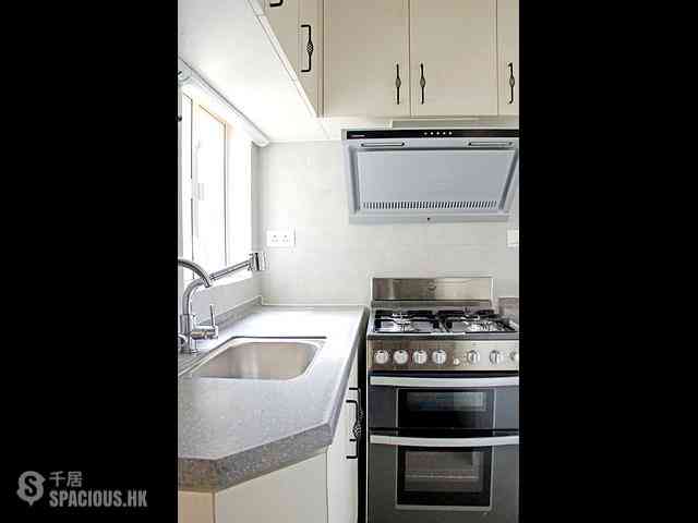 Sai Ying Pun - Good View Court 04
