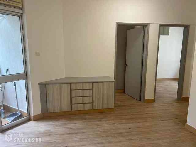 Kennedy Town - Hee Wong Terrace 02