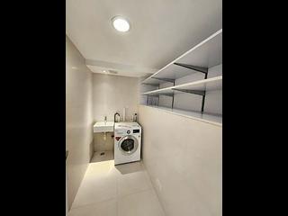 Chung Hom Kok - Magnolia (The Crown Villas) 20