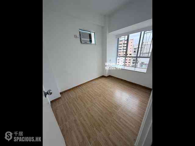 Sheung Wan - Wing Yu Building 02