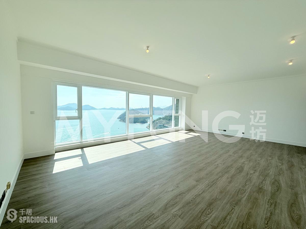 Repulse Bay - Fairmount Terrace 01