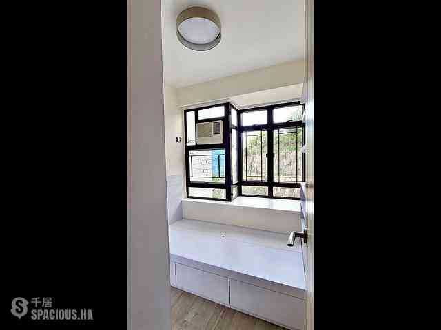 Quarry Bay - Kornhill Block K 06