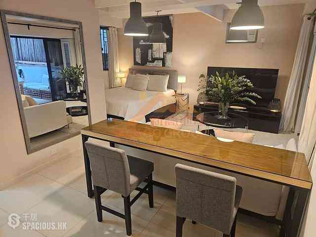 Mid Levels Central - Midland Court 01