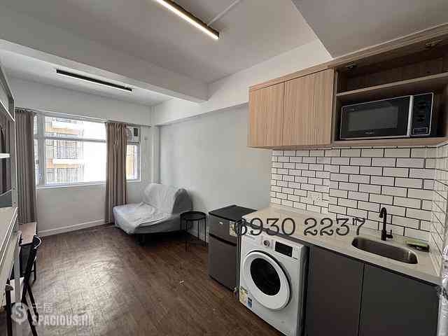 Sheung Wan - 119, Wing Lok Street 07