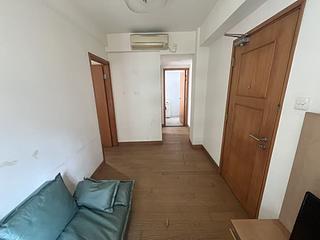 Wan Chai - Shun Fat Building 02