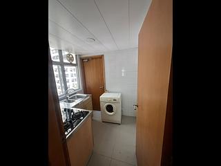 Wan Chai - Shun Fat Building 05