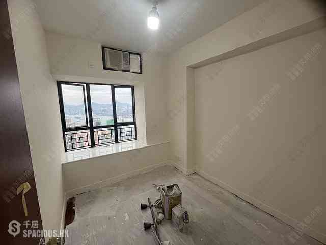Mid Levels West - Lyttelton Garden Block 2 08