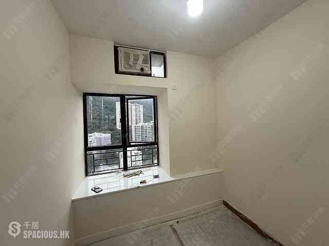 Mid Levels West - Lyttelton Garden Block 2 11