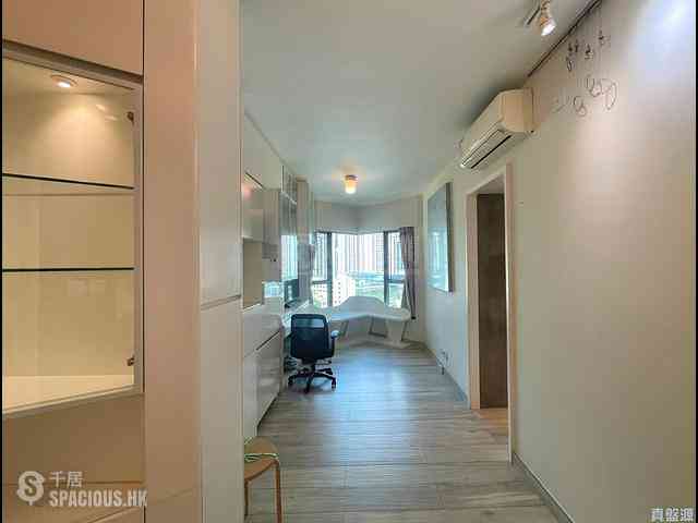 Tseung Kwan O - Tseung Kwan O Plaza Phase 1 Block 3A 02