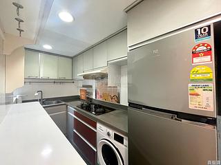 Tseung Kwan O - Tseung Kwan O Plaza Phase 1 Block 3A 06
