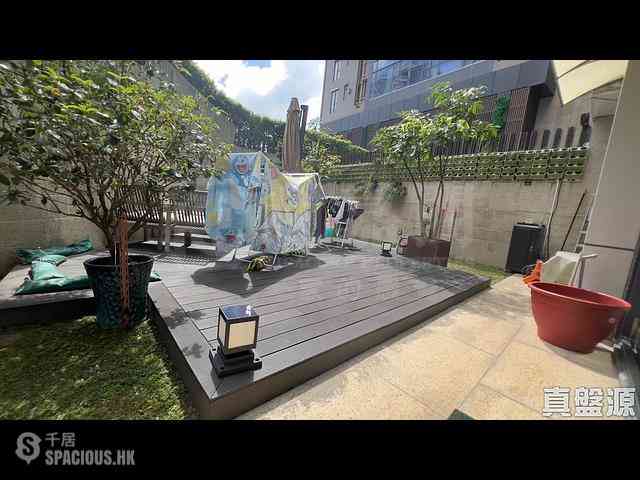 Tseung Kwan O - The Wings Ocean Wings Block 8 03