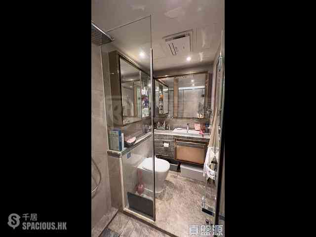 Tseung Kwan O - The Wings Ocean Wings Block 8 07