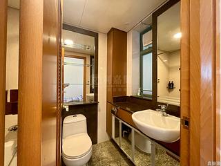 Tseung Kwan O - The Grandiose Block 2 04