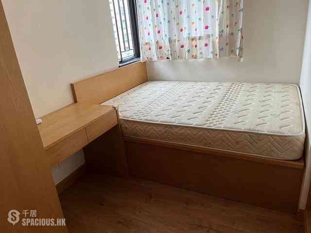 Tai Hang - Dragon Centre Block 1 03