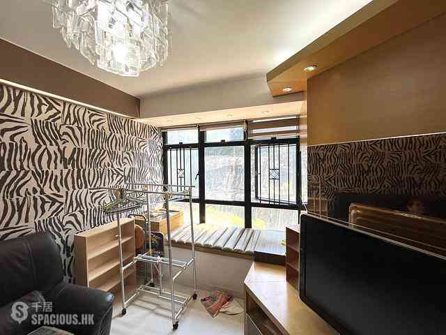 Quarry Bay - Kornhill Block E 03