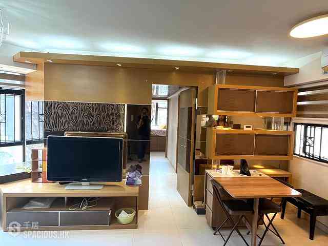 Quarry Bay - Kornhill Block E 02