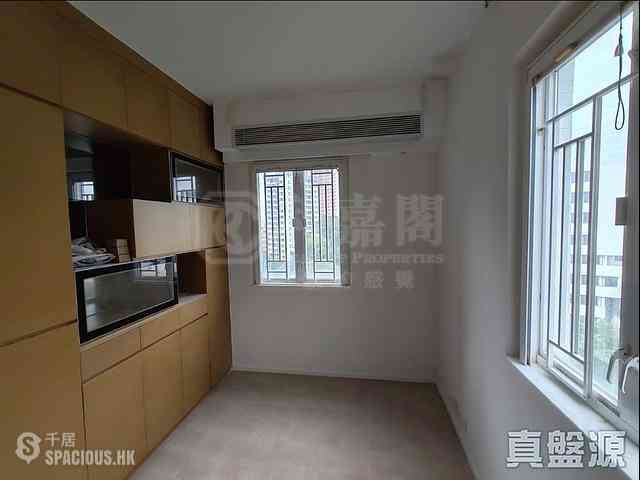 Braemar Hill - Evelyn Towers 02