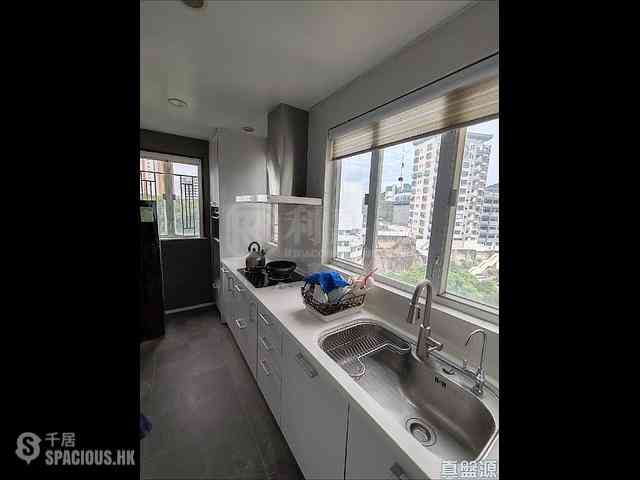 Braemar Hill - Evelyn Towers 07