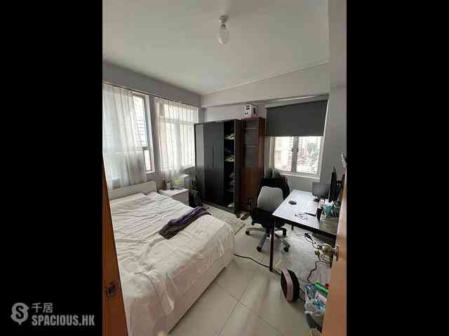 Wan Chai - Wing Cheong Building 02