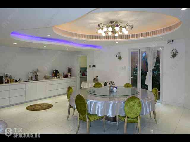 The Peak - Peak Villas 03
