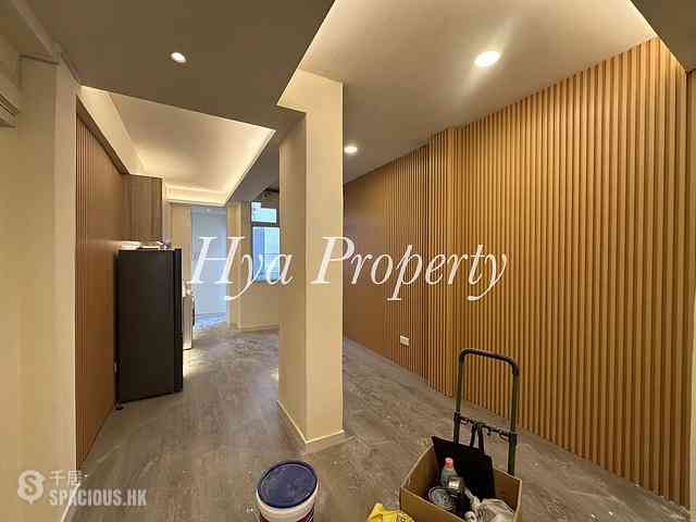 Sai Ying Pun - Fuk Shing Building 02