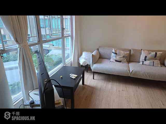 West Kowloon - The Waterfront Phase 1 Block 2 04