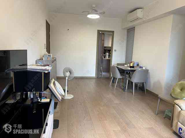 Tsuen Wan - The Aurora Block 1 01