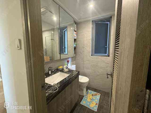 Tsuen Wan - The Aurora Block 1 04