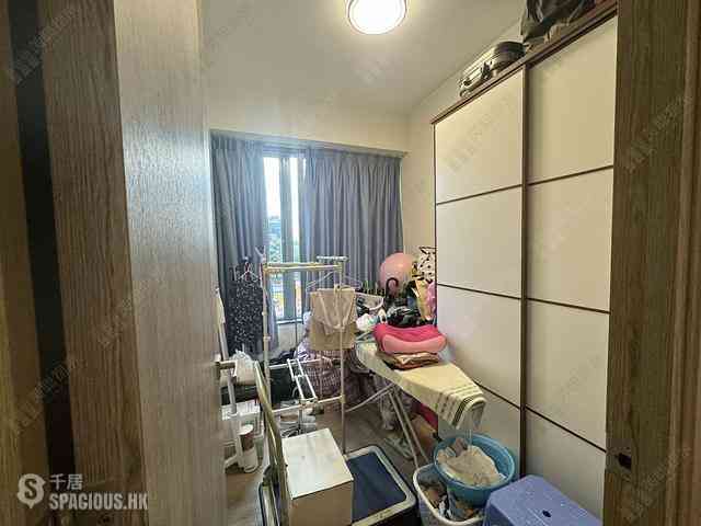 Tsuen Wan - The Aurora Block 1 05