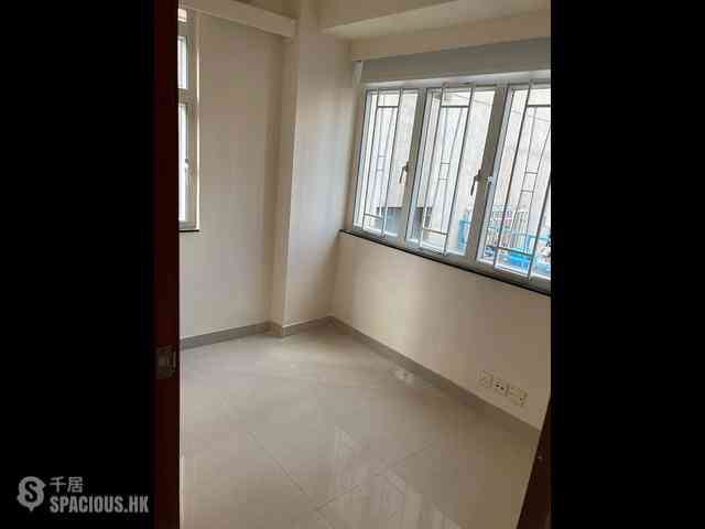 Wan Chai - Wing Shing Building 02