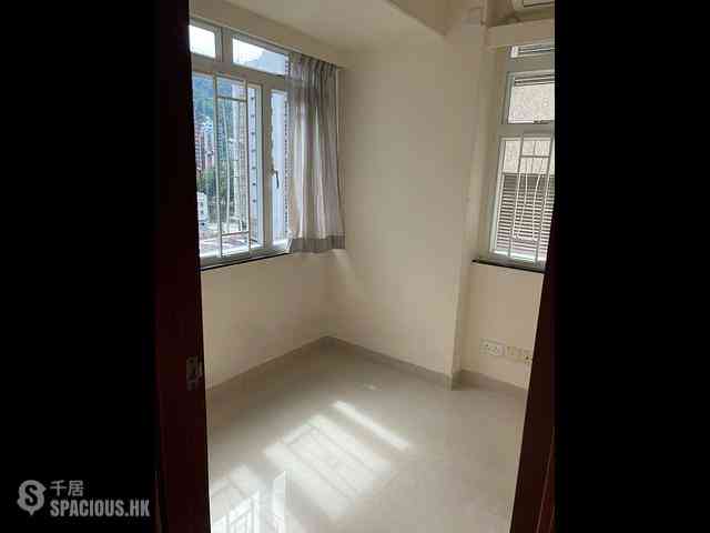 Wan Chai - Wing Shing Building 03