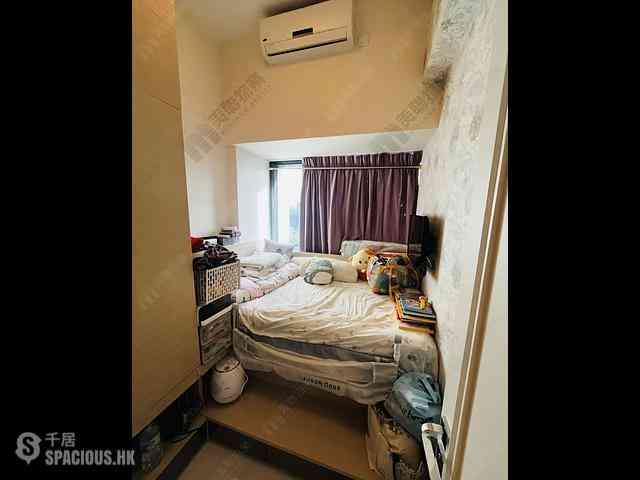 Kwai Chung - The Rise 04