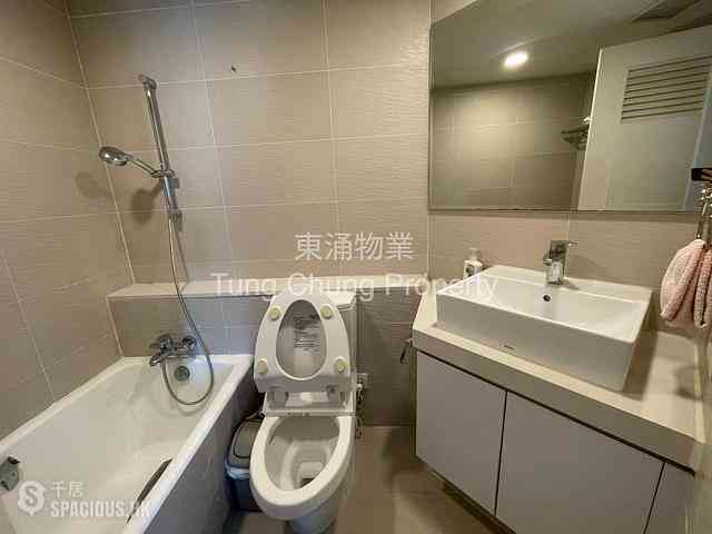 Tung Chung - Caribbean Coast Phase 2 Albany Cove 08