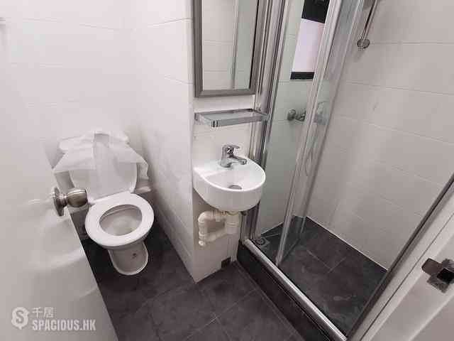 Wan Chai - Wing Tak Building Block C 08